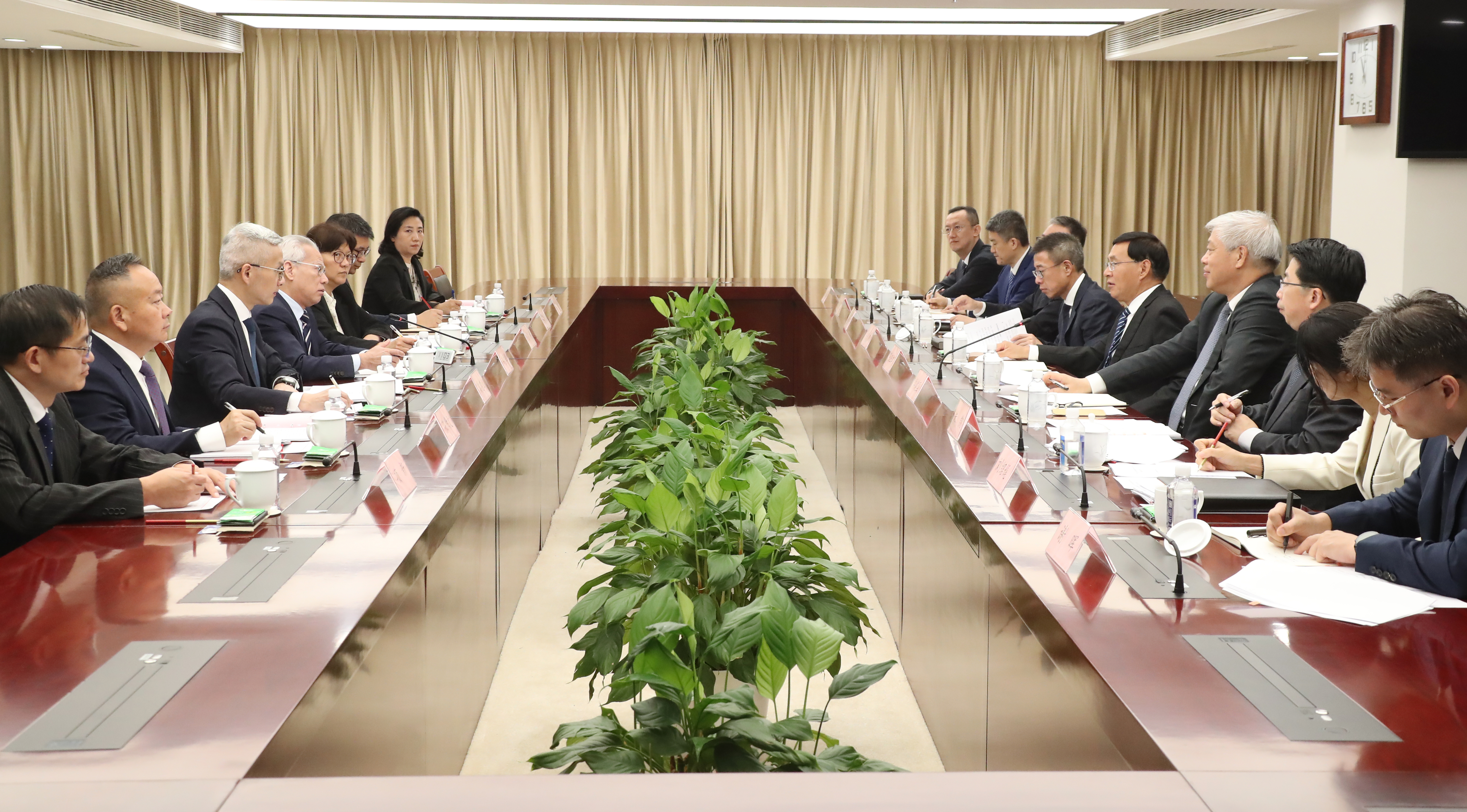 张玉卓、、、国资、、、央企、、、国资委、、、书记、、、主任、、、国企、、、企业刷新