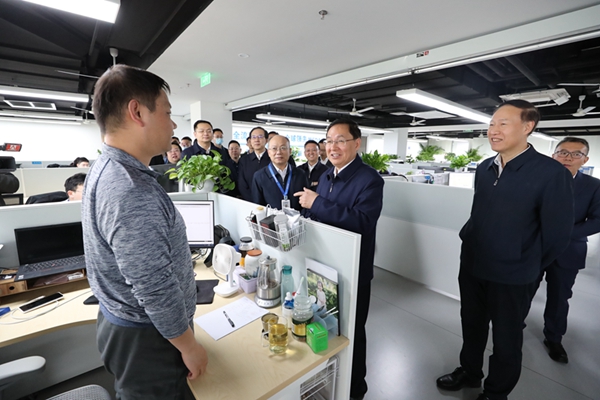 张玉卓、、、国资、、、央企、、、国资委、、、书记、、、主任、、、国企、、、企业刷新