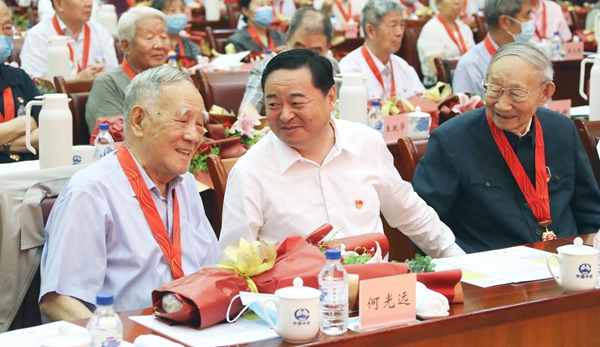 郝鹏、、国资、、央企、、国资委、、书记、、主任、、国企、、企业刷新