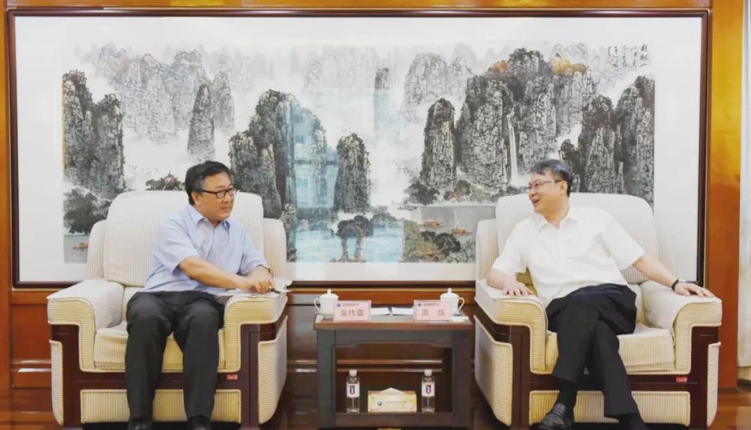 56A71D2E6350F2861C4335932DB_8BFC2F45_1533D.jpg?e=